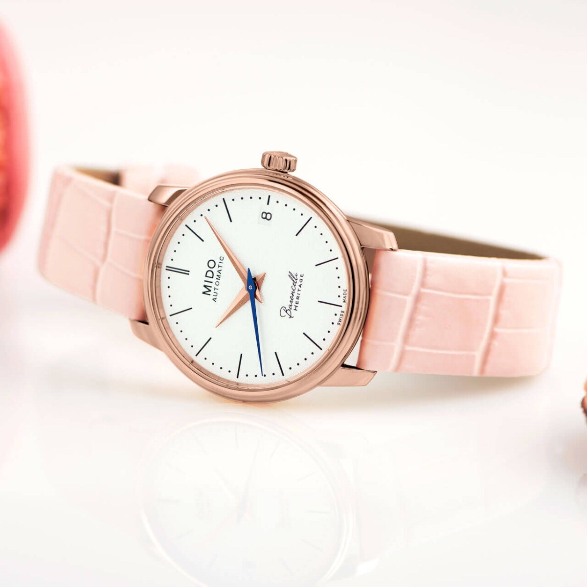 瑞士美度表贝伦赛丽典藏系列粉色款超薄女士腕表
